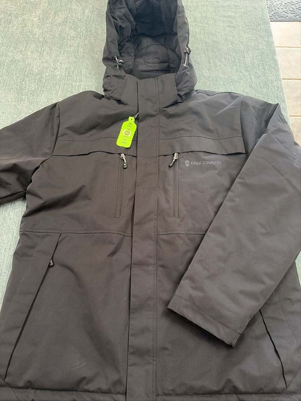 New Free Country Men's Size Large Black Hooded Winter Jacket